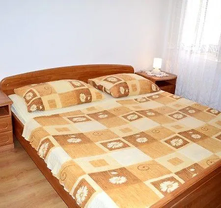 House Jozo Марина